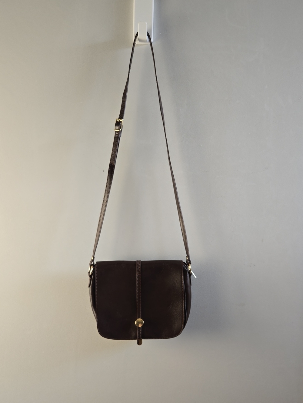 Lavorazione Artigianale Brown Leather Crossbody Bag